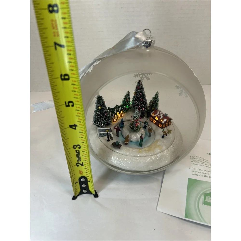 Mr. Christmas Jumbo Ornament White Village Skaters Animated Music 2007 Read